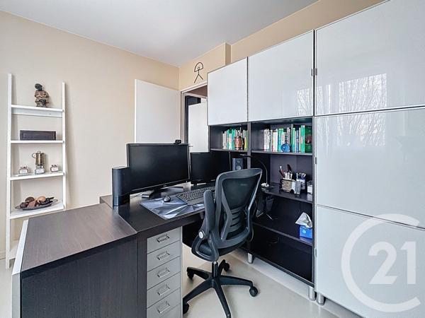 Appartement F5 à vendre  5 pièces - 98,40 m2 CHOISY LE ROI - 94