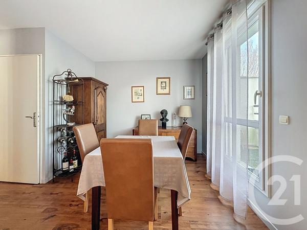 Appartement F5 à vendre  5 pièces - 98,40 m2 CHOISY LE ROI - 94
