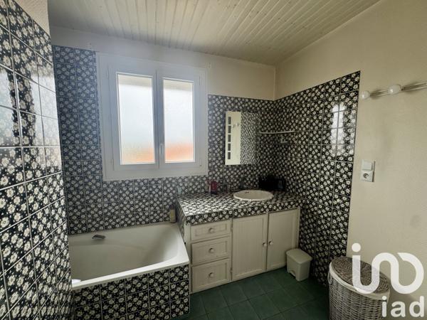 House for sale 8 rooms 225 m² Saintes