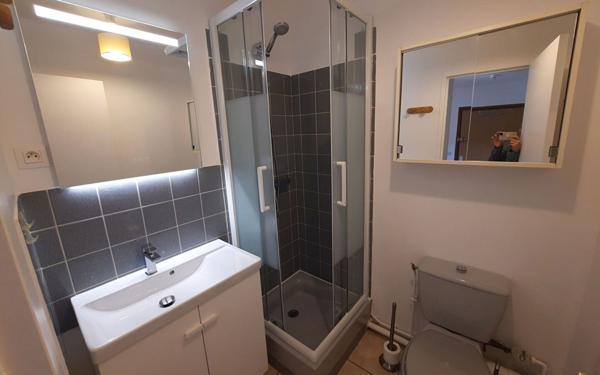 Appartement à louer    1 pièce •  Épône