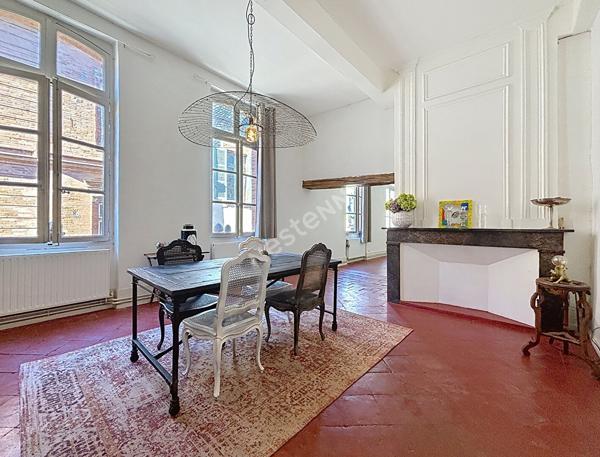 Appartement de caractère 180 m² , au calme, Centre historique de Montauban