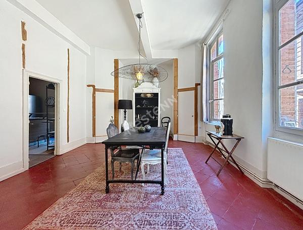 Appartement de caractère 180 m² , au calme, Centre historique de Montauban