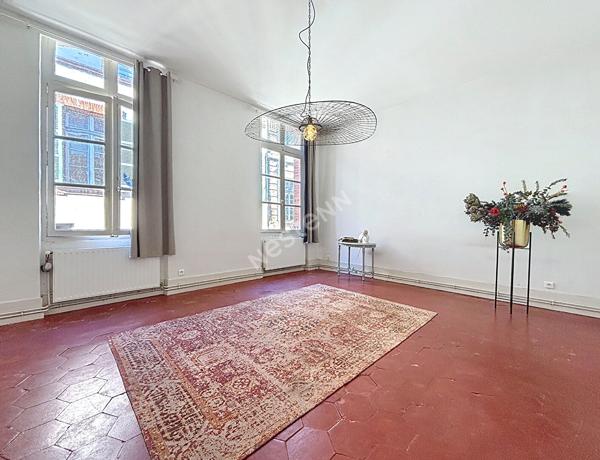 Appartement de caractère 180 m² , au calme, Centre historique de Montauban