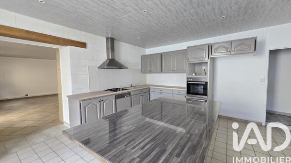 Location maison 4 pièces 139 m² Générac