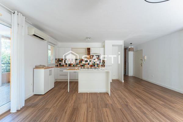 Appartement T4 88m² + Terrasse 80m² + Parking 13011