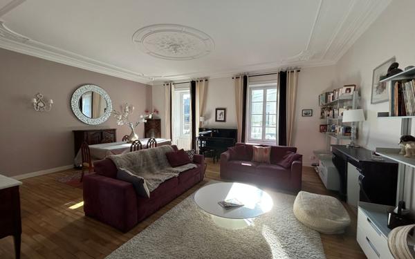 Appartement à vendre    4 pièces • 135,38 m2 Vannes