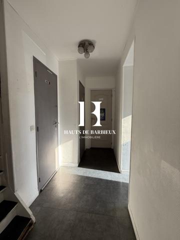 Maison mitoyenne 2 côtés à louer, 5 pièces - Croix 59170