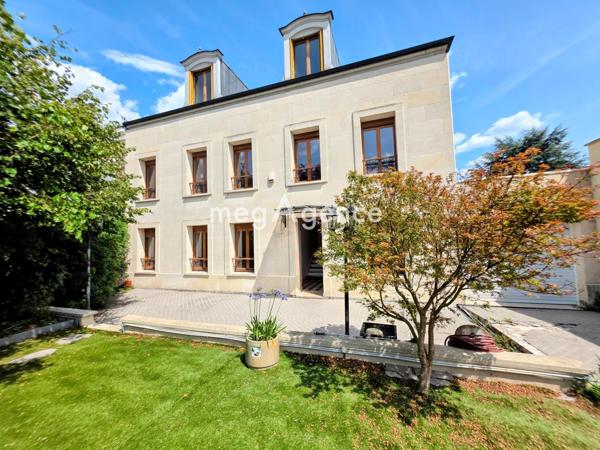 Maison à NEUILLY-PLAISANCE, 93360 - 7 pièces 190m²