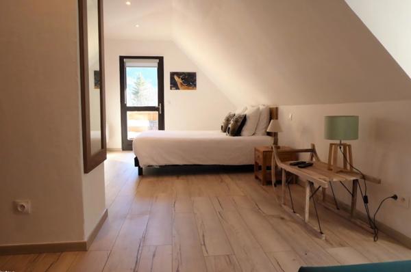 Dpt Alpes de Haute Provence (04), à vendre VILLARS COLMARS Hôtel - Restaurant