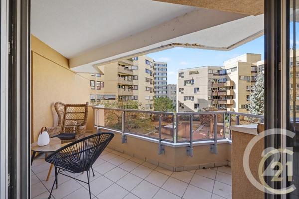 Appartement F3 à vendre  3 pièces - 75 m 2   VANVES  - 92