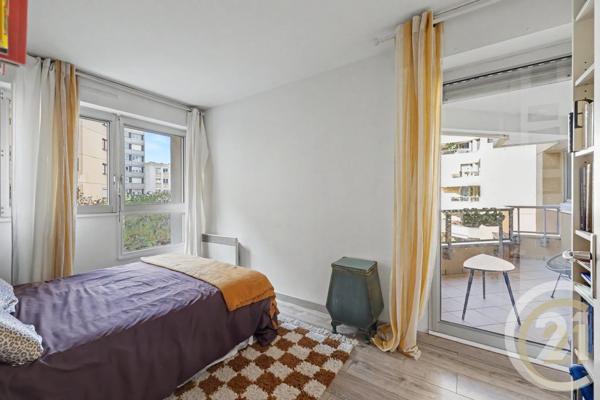 Appartement F3 à vendre  3 pièces - 75 m 2   VANVES  - 92