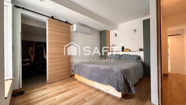 Dans un environnement calme, Maison de Village lumineuse, composée de 4 pièces .