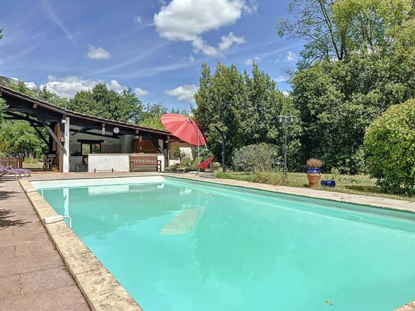 Maison de Maître, gîte, piscine