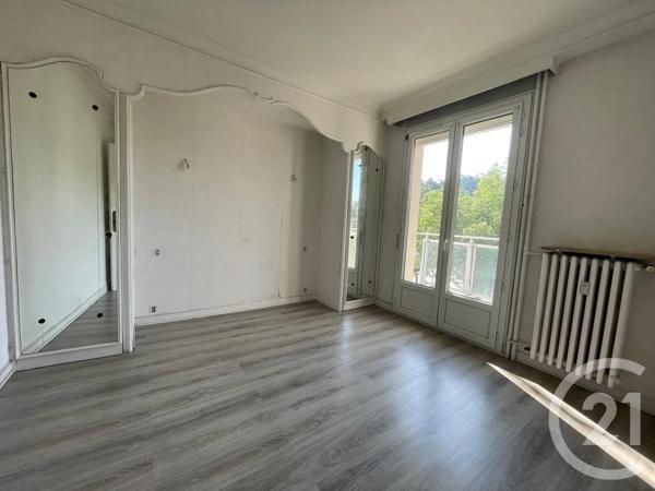 Appartement T5 à vendre  5 pièces - 87,36 m 2   ST ETIENNE  - 42
