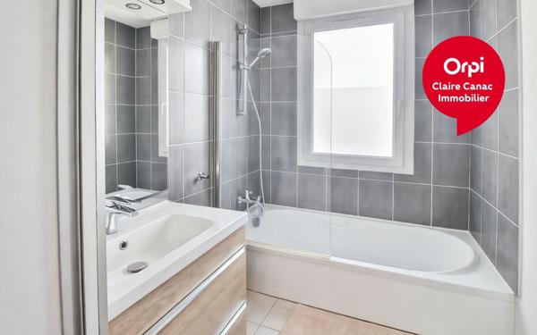 Maison à vendre    2 pièces •  Saint-Sulpice-la-Pointe