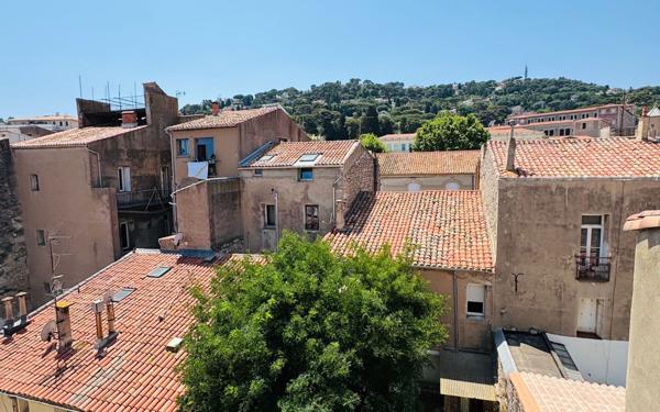 Appartement à vendre    3 pièces • 45 m2 Sète