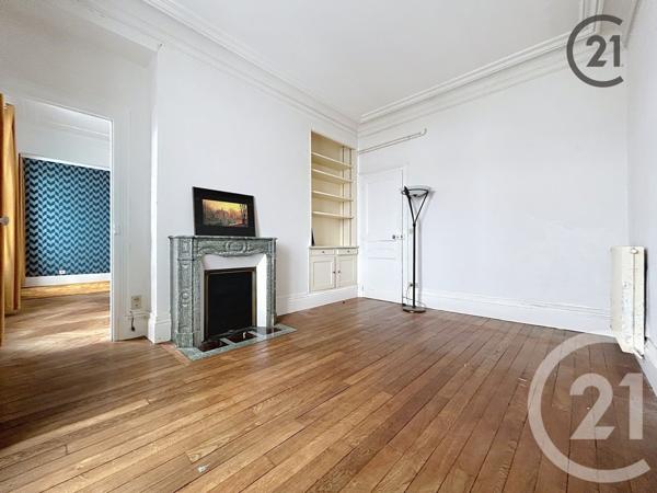 Appartement F3 à vendre  3 pièces - 74 m2 MONTEREAU FAULT YONNE - 77