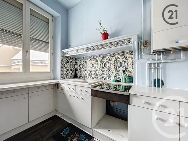 Appartement F3 à vendre  3 pièces - 74 m2 MONTEREAU FAULT YONNE - 77