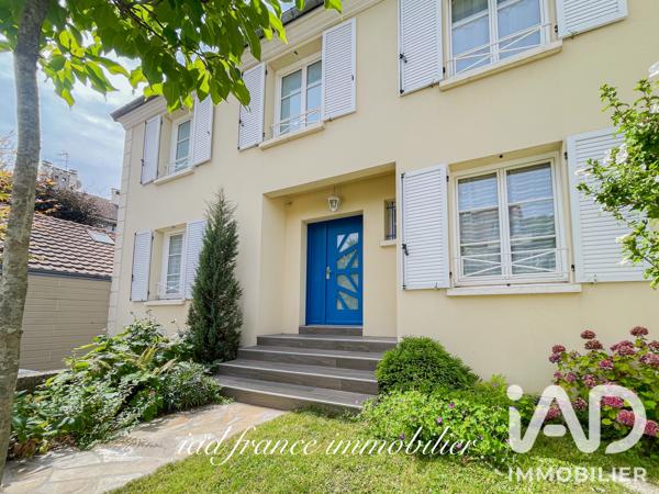 Maison à vendre 8 pièces 236 m² Noisy-le-Roi