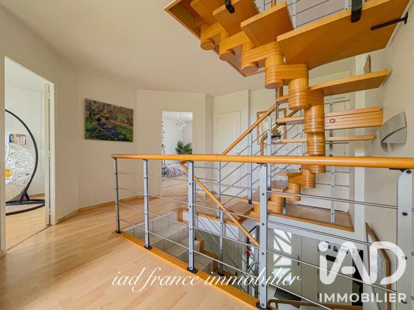 Maison à vendre 8 pièces 236 m² Noisy-le-Roi