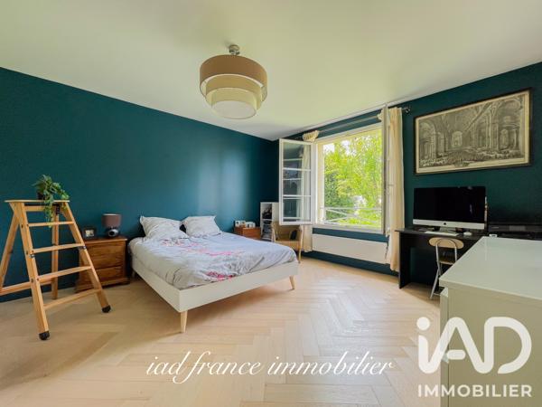 Maison à vendre 8 pièces 236 m² Noisy-le-Roi