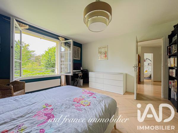 Maison à vendre 8 pièces 236 m² Noisy-le-Roi