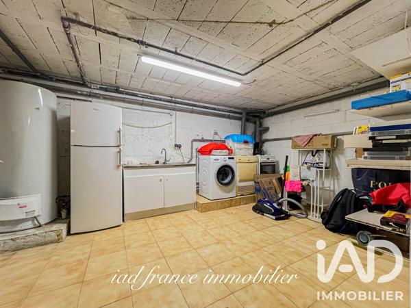 Maison à vendre 8 pièces 236 m² Noisy-le-Roi