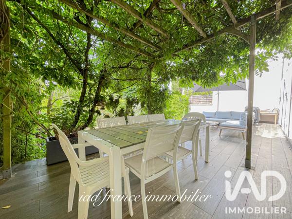 Maison à vendre 8 pièces 236 m² Noisy-le-Roi