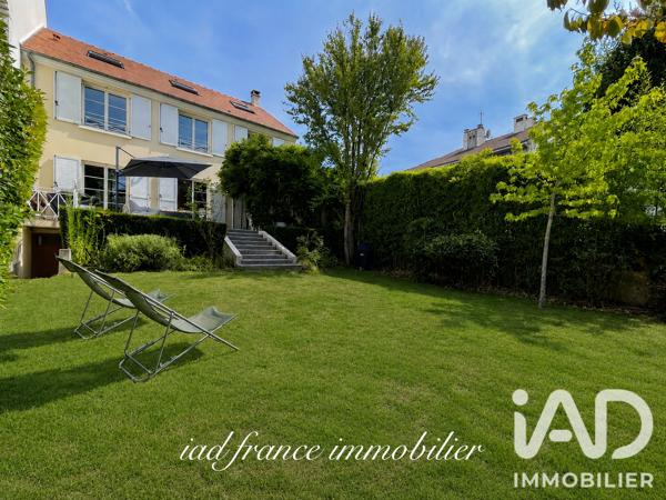 Maison à vendre 8 pièces 236 m² Noisy-le-Roi