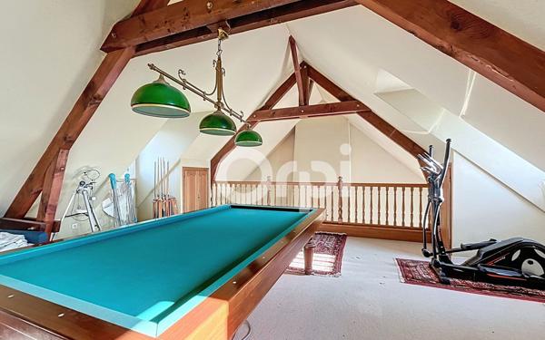 Maison à vendre    7 pièces • 223 m2 Cosnac