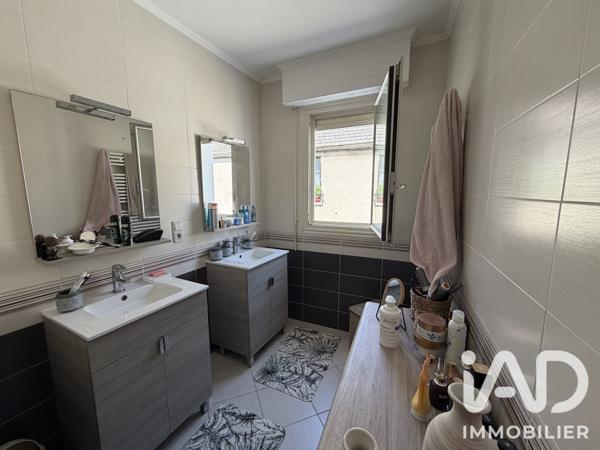 Maison à vendre 5 pièces 148 m² Villeneuve-la-Guyard