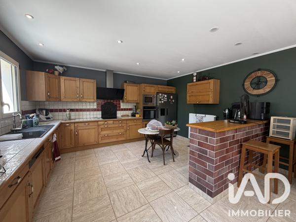 Maison à vendre 5 pièces 148 m² Villeneuve-la-Guyard
