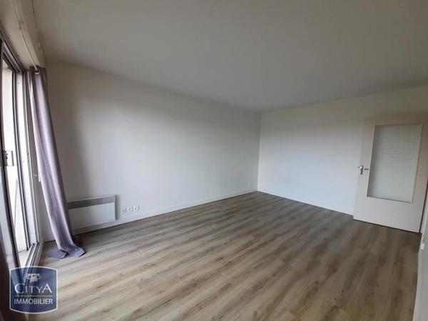 Appartement à louer 1 pièce 25m² Tours (37000)