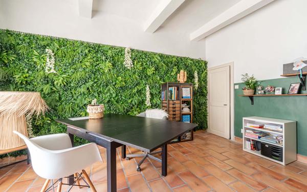 Maison à vendre    6 pièces •  Marsillargues