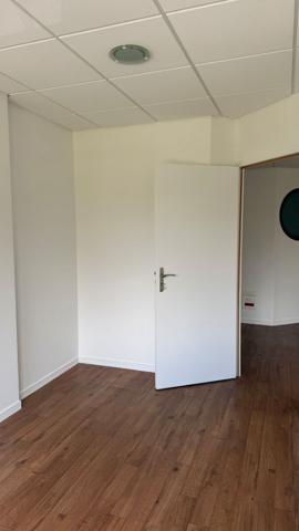 BUREAU 10 M²