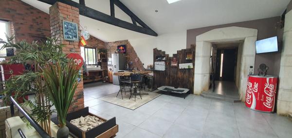 Ensemble immobilier 266 m2 à Tonnay-Charente