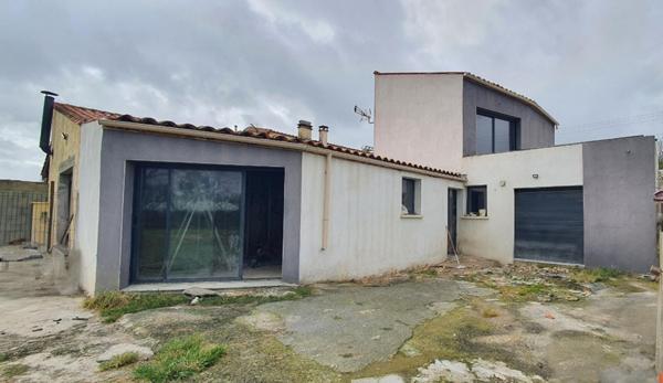 Ensemble immobilier 266 m2 à Tonnay-Charente