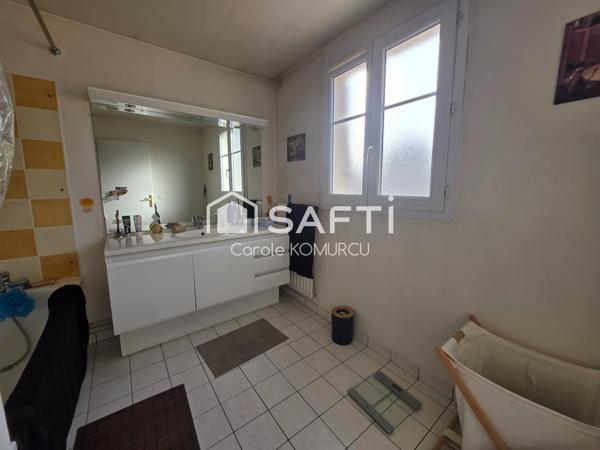 Maison individuelle Kaufman de 2000, de 7 pièces, 5 chambres dont 2 suite.