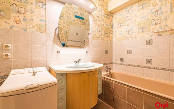 Appartement à vendre    3 pièces • 75 m2 Reims