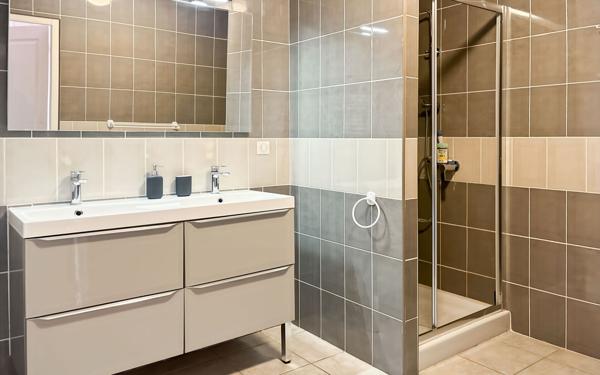 Maison à vendre    3 pièces •  Marseillan