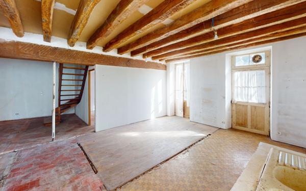 Maison à vendre    6 pièces •  Saint-Satur