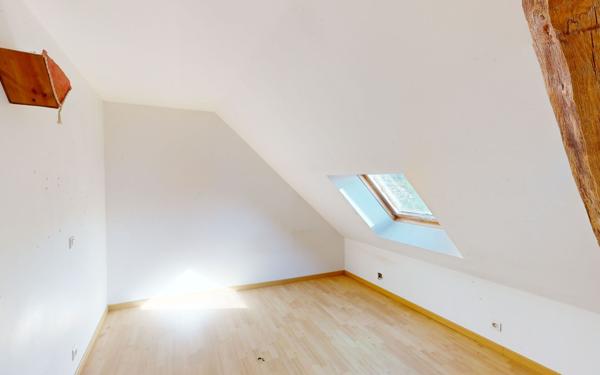 Maison à vendre    6 pièces •  Saint-Satur