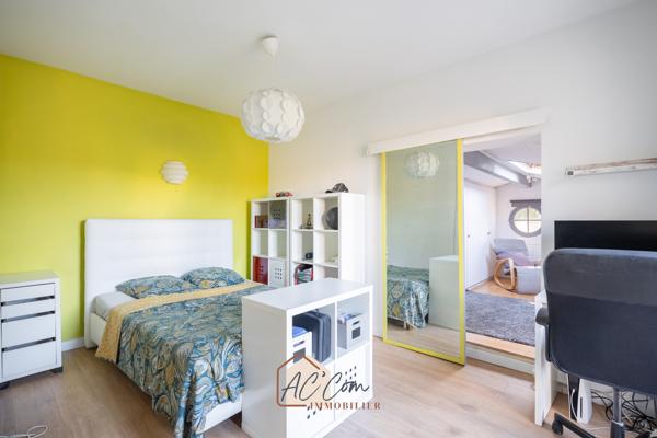 Saint-Julien / Les Olives – Villa familiale de 183m² avec 5 chambres, grand terrain arboré et piscine