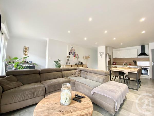 Appartement T4 à vendre  4 pièces - 94,54 m2 LES ABRETS EN DAUPHINE - 38