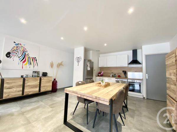 Appartement T4 à vendre  4 pièces - 94,54 m2 LES ABRETS EN DAUPHINE - 38
