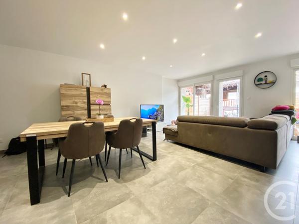 Appartement T4 à vendre  4 pièces - 94,54 m2 LES ABRETS EN DAUPHINE - 38