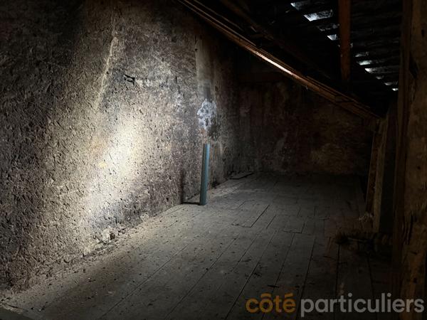 Vente Immeuble282 m² - 10 Pièces - SAINT AMAND MONTROND (18200)