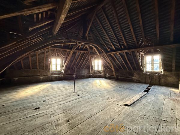 Vente Immeuble282 m² - 10 Pièces - SAINT AMAND MONTROND (18200)