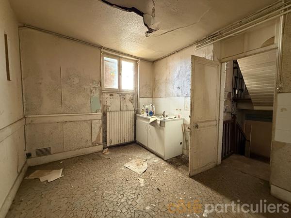 Vente Immeuble282 m² - 10 Pièces - SAINT AMAND MONTROND (18200)