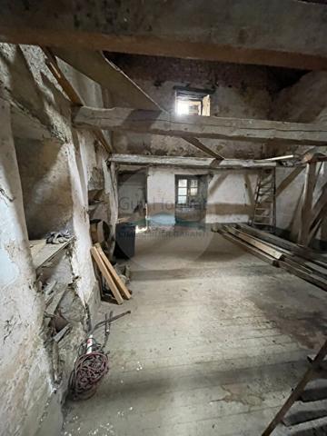 Maison à rénover Chariez 70000